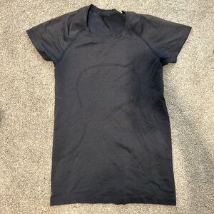 Lululemon Black Swiftly Tech Size 6 Top